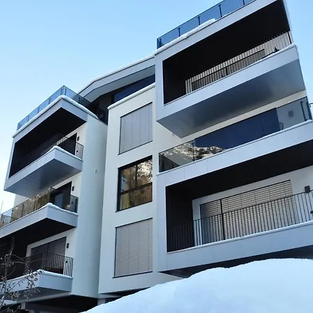 Stilvolle Luxuswohnung In Der Residenz Silvretta *