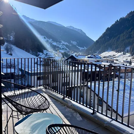 Stilvolle Luxuswohnung In Der Residenz Silvretta * See