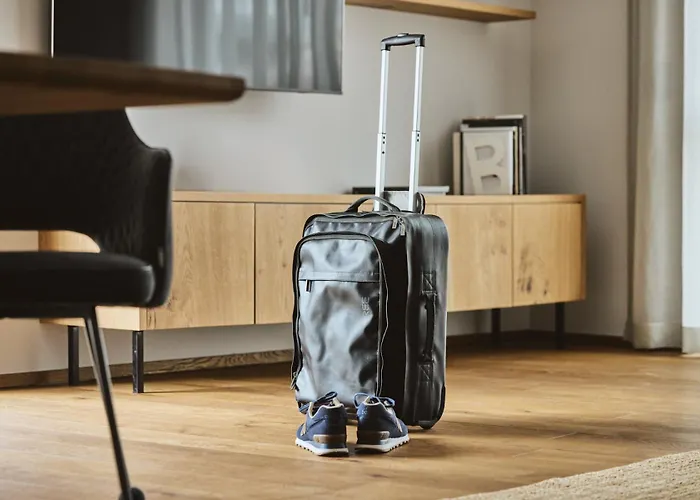 Stilvolle Luxuswohnung In Der Residenz Silvretta See