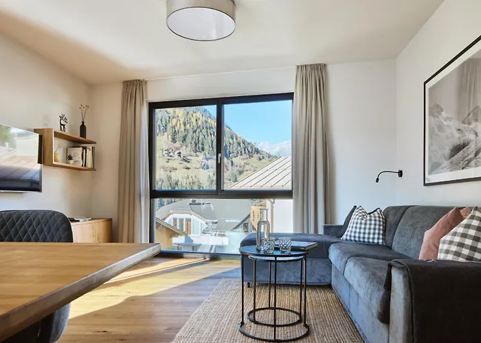 Stilvolle Luxuswohnung In Der Residenz Silvretta Apartamento *