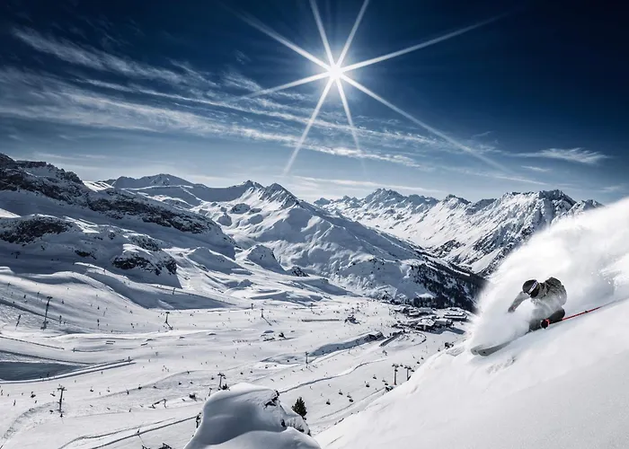 Stilvolle Luxuswohnung In Der Residenz Silvretta
