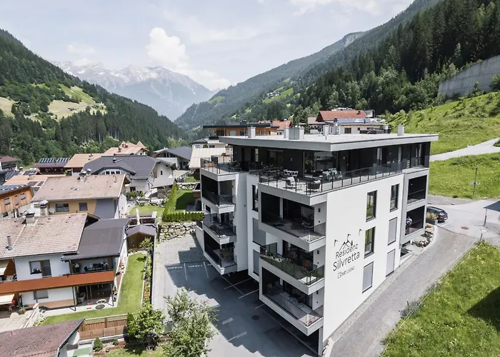 Stilvolle Luxuswohnung In Der Residenz Silvretta Appartamento See