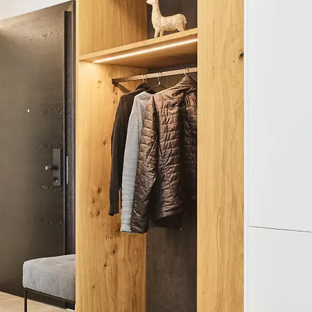 Stilvolle Luxuswohnung In Der Residenz Silvretta, Inkl Silvretta Card Premium *